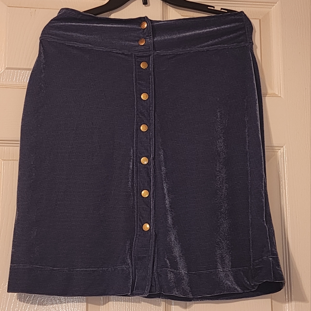 Rescent Rive Corduroy style Mini Skirt Button Front Stretch